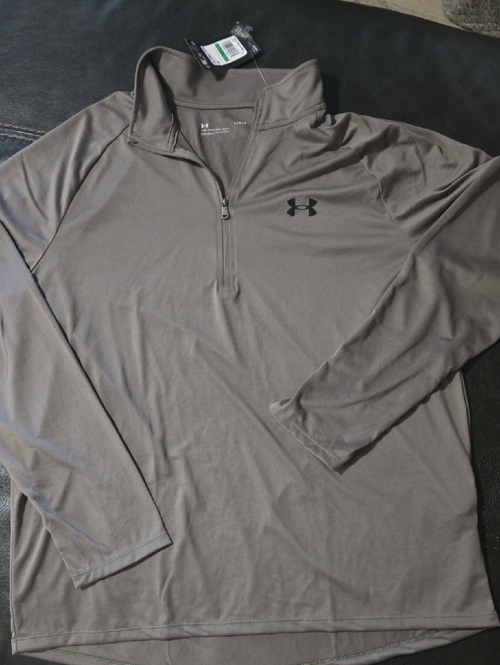Under Armour Men’s Taupe Light Weight Quarter-Zip Performance Pullover